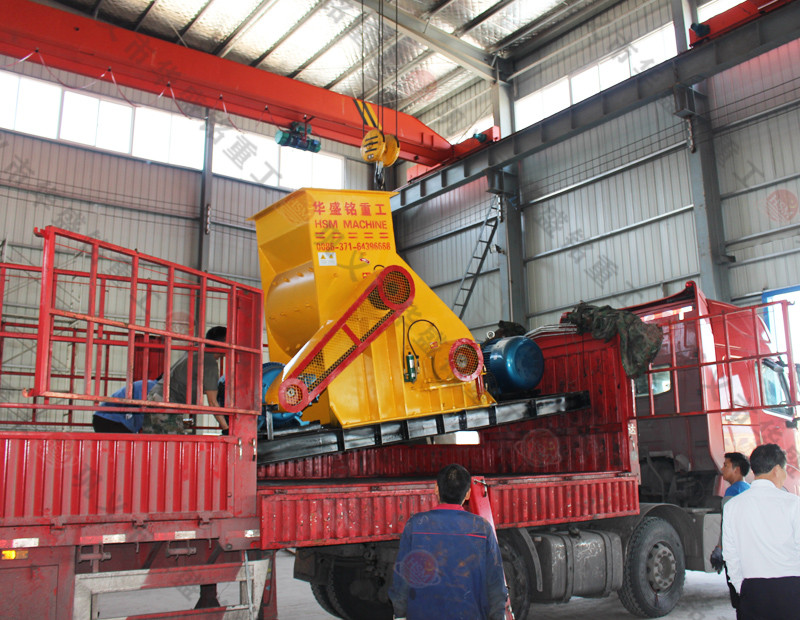 華盛銘小型號(hào)煤矸石雙級(jí)粉碎機(jī)深受煤矸石親睞